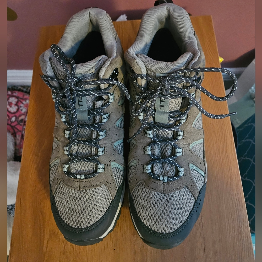 Merrell Oatcreek Mid Waterproof Hiker - Picture 6 of 13